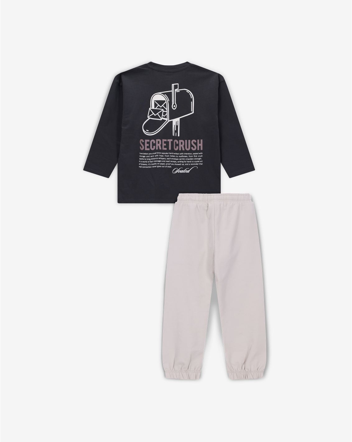Minene Boys’ Long-Sleeve T-Shirt and French Terry Pants Set